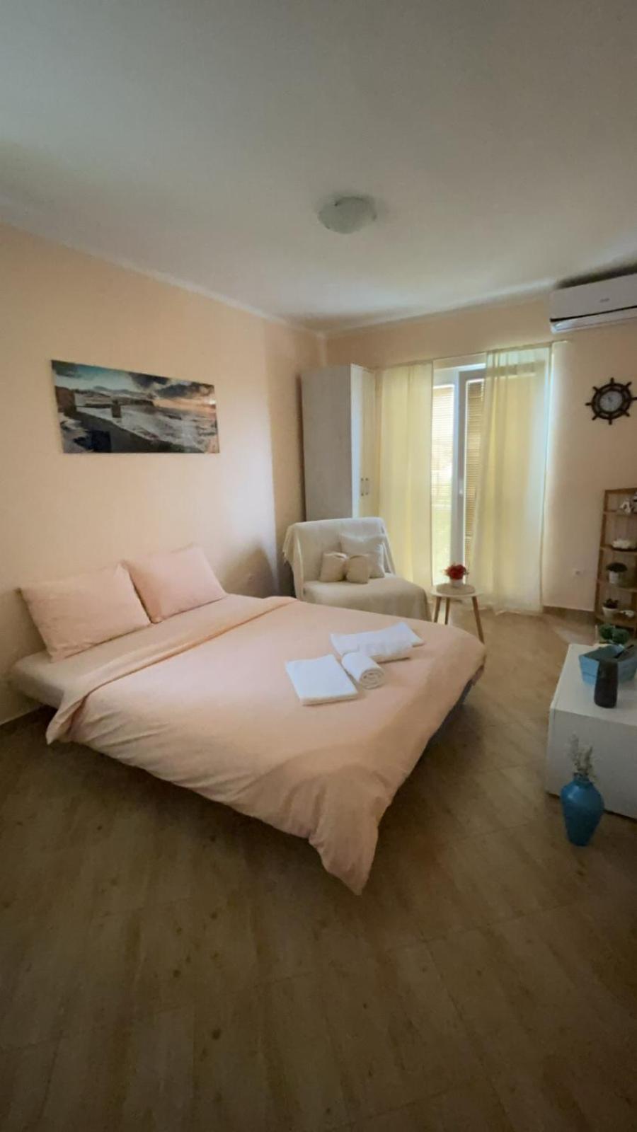 Apartments M&T Tivat Buitenkant foto